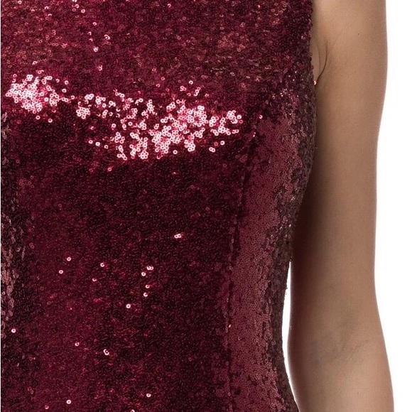 BURGUNDY SEQUIN EVENING GOWN - Picture 8 of 8